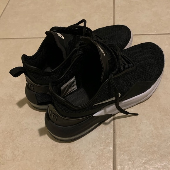Nike Air Max Motion 2 Women’s - Picture 5 of 6